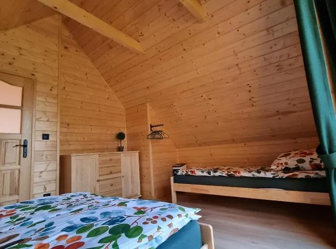 Przy Miedzy Chalé *